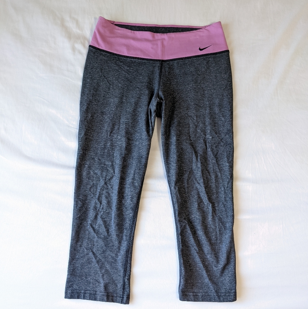 Nike Dri Fit Capris Gray Small